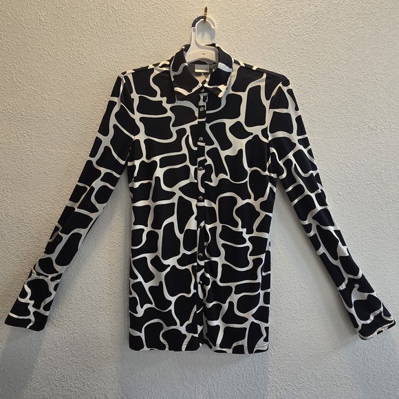 Newport News Tops - Newport News Giraffe Print Blouse Women's Small Black White Button Front Shirt